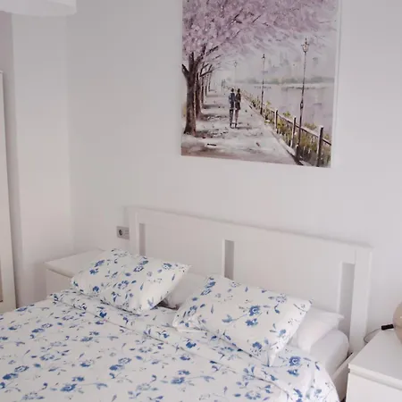 Torremolinos, Parking Gratis Y Terraza Torremolinos