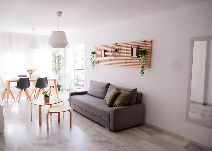 Torremolinos, Parking Gratis Y Terraza Apartamento *