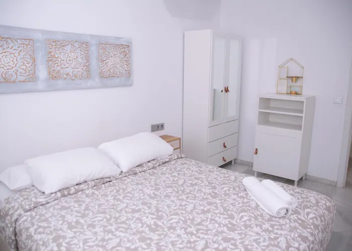 Torremolinos, Parking Gratis Y Terraza * Torremolinos