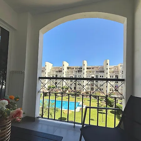 Torremolinos, Parking Gratis Y Terraza