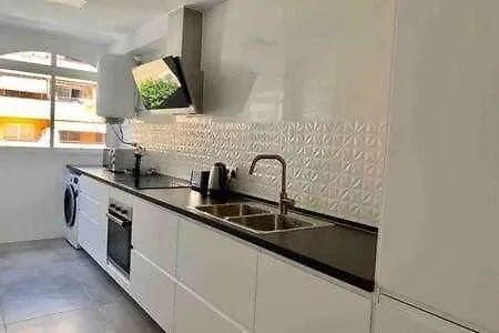 Moderno Con Piscina Y Aparcamiento Apartman *