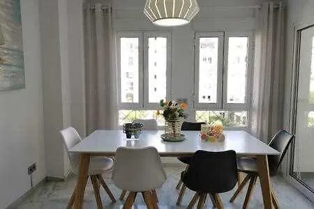 Apartman Moderno Con Piscina Y Aparcamiento