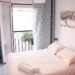 Moderno Con Piscina Y Aparcamiento Daire *